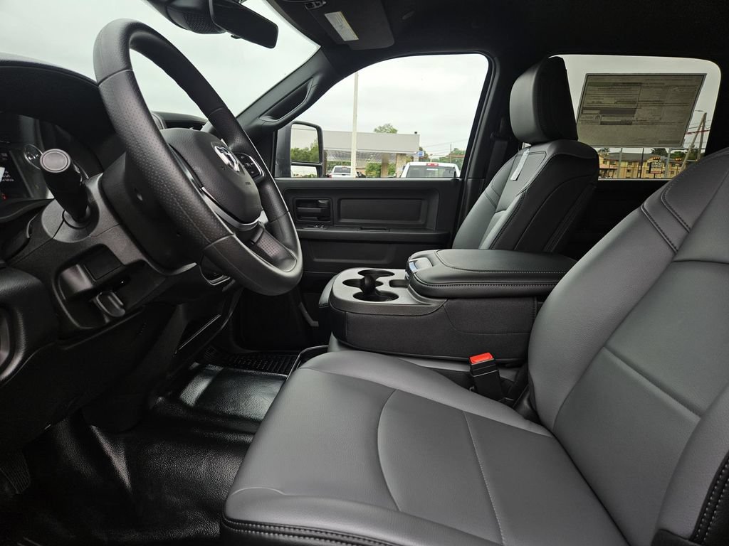 New 2026 RAM 3500 Tradesman AWD/4WD image 11