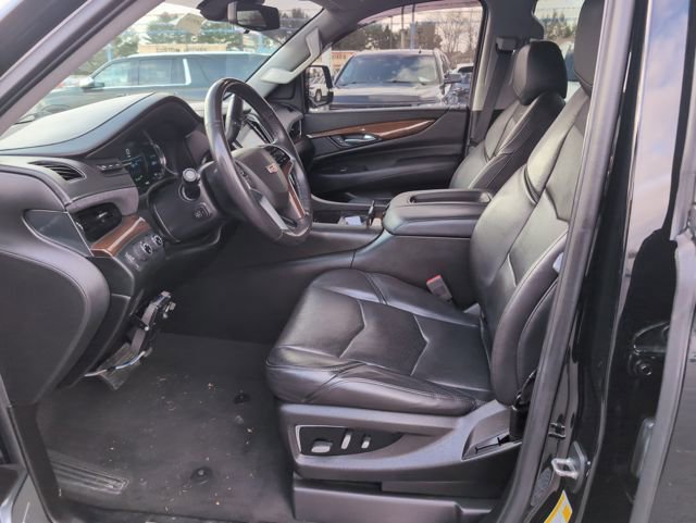 Used 2019 Cadillac Escalade Premium Luxury image 13