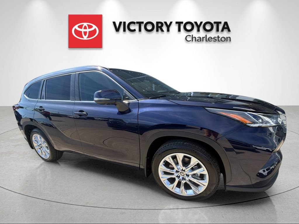 New 2026 Toyota Highlander Limited AWD/4WD image 5