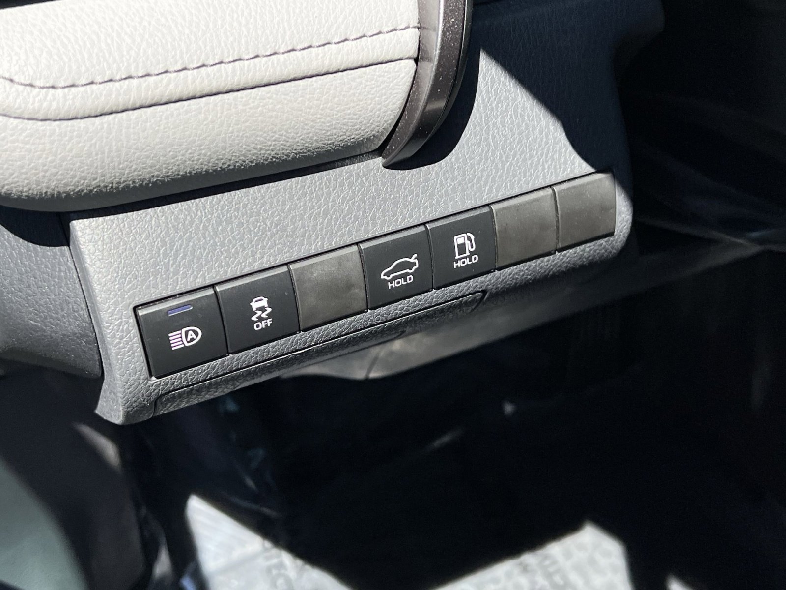 Used 2023 Toyota Camry SE FWD image 31