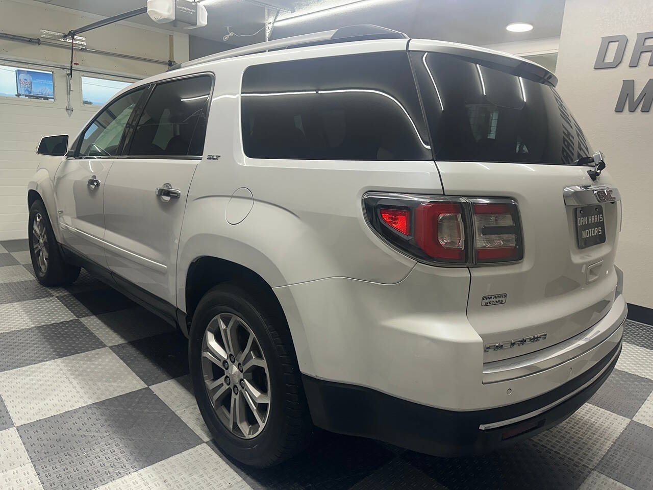 Used 2016 GMC Acadia SLT w/ Open Road Package AWD/4WD image 12