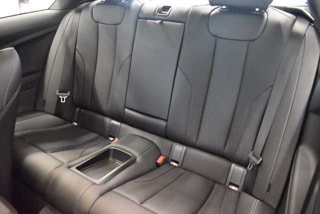 Used 2026 BMW 230i xDrive Coupe AWD/4WD image 7