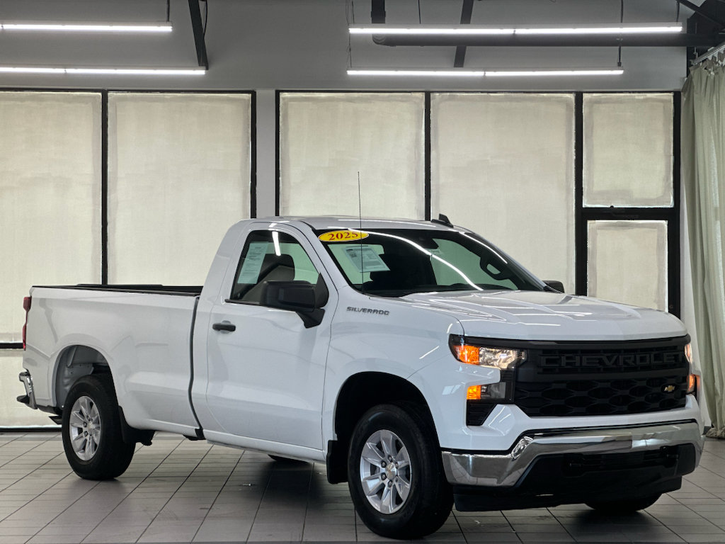 Used 2025 Chevrolet Silverado 1500 W/T RWD image 1