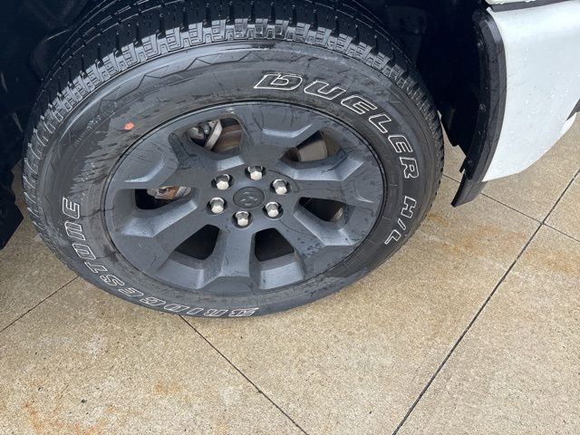 Used 2025 RAM 1500 Big Horn AWD/4WD image 9