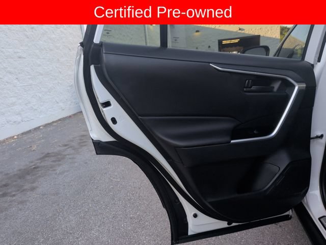 Certified 2025 Toyota RAV4 LE FWD image 23