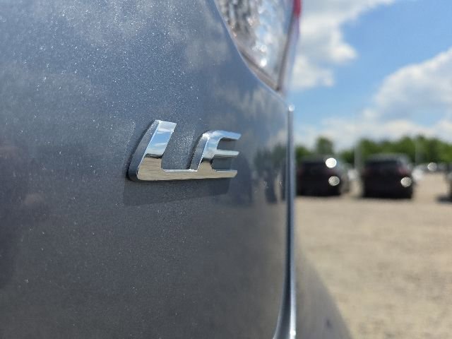 Used 2025 Toyota Corolla LE w/ LE Premium Package FWD image 17