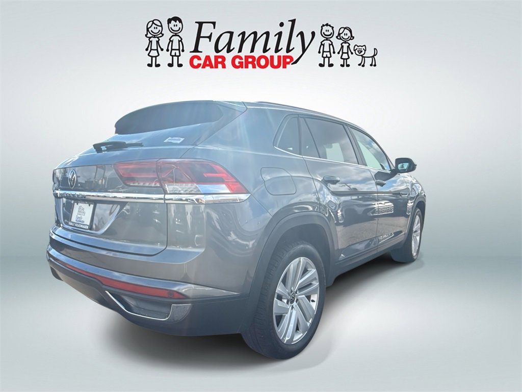 Used 2023 Volkswagen Atlas Cross Sport SE image 3