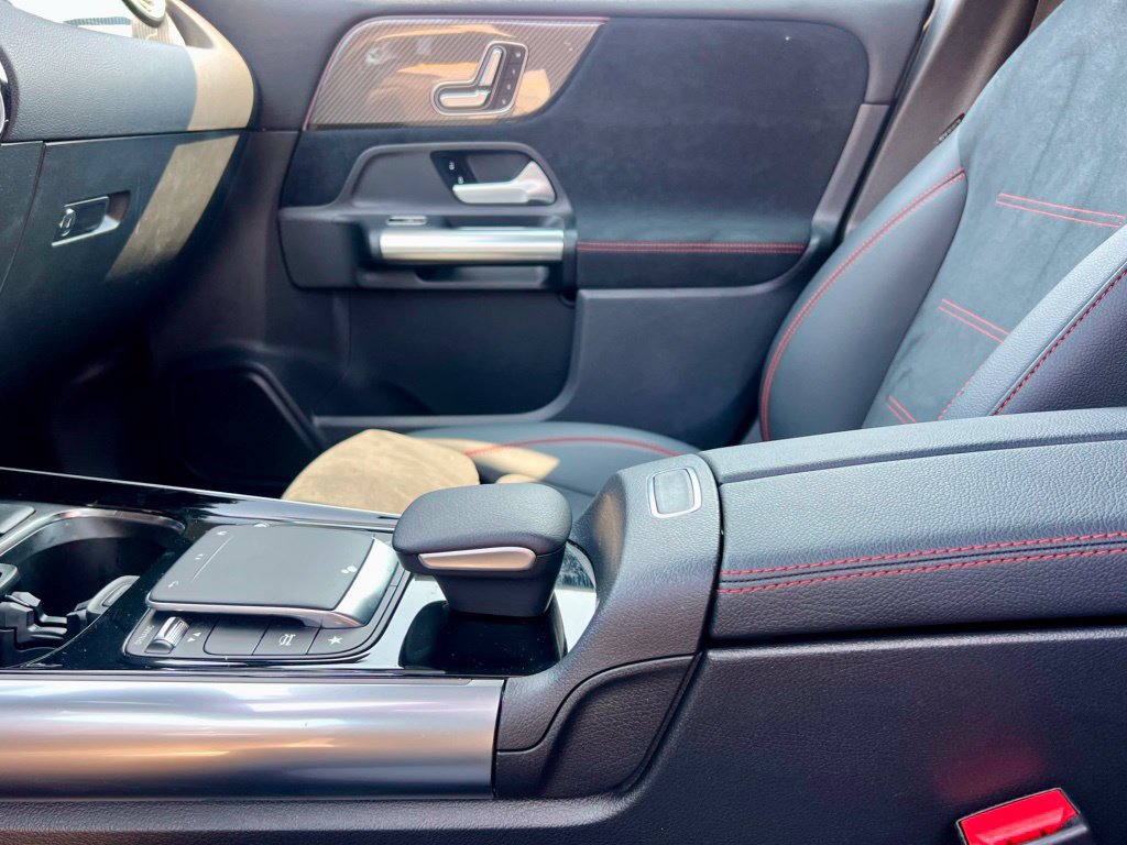 Certified 2023 Mercedes-Benz GLA 250 4MATIC image 23
