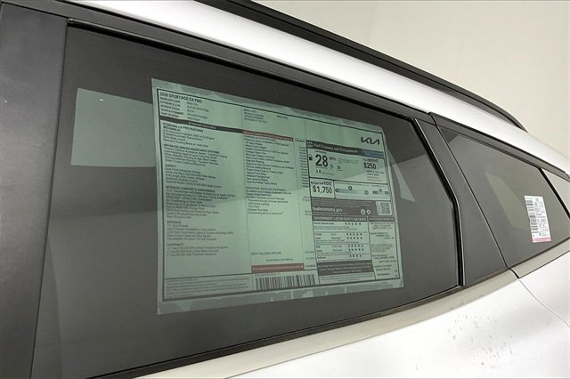 New 2026 Kia Sportage EX image 14