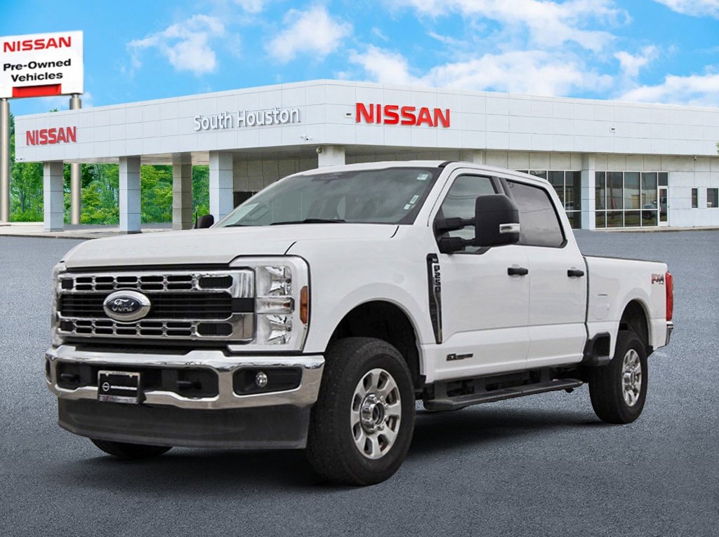 Used 2024 Ford F250 XLT w/ FX4 Off-Road Package image 2