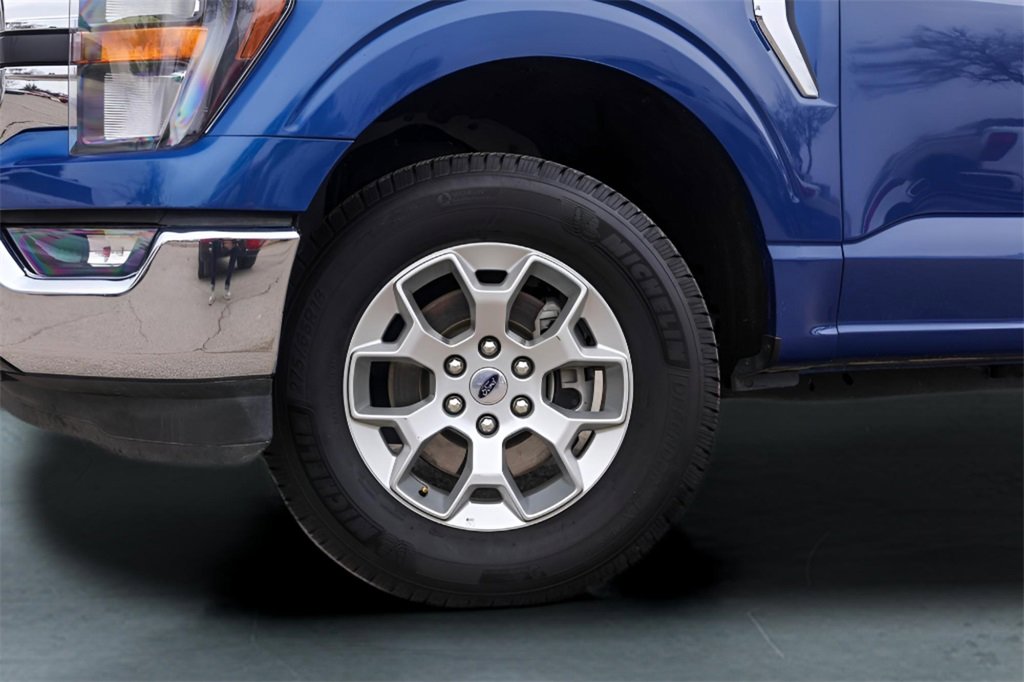 Used 2023 Ford F150 XLT image 4