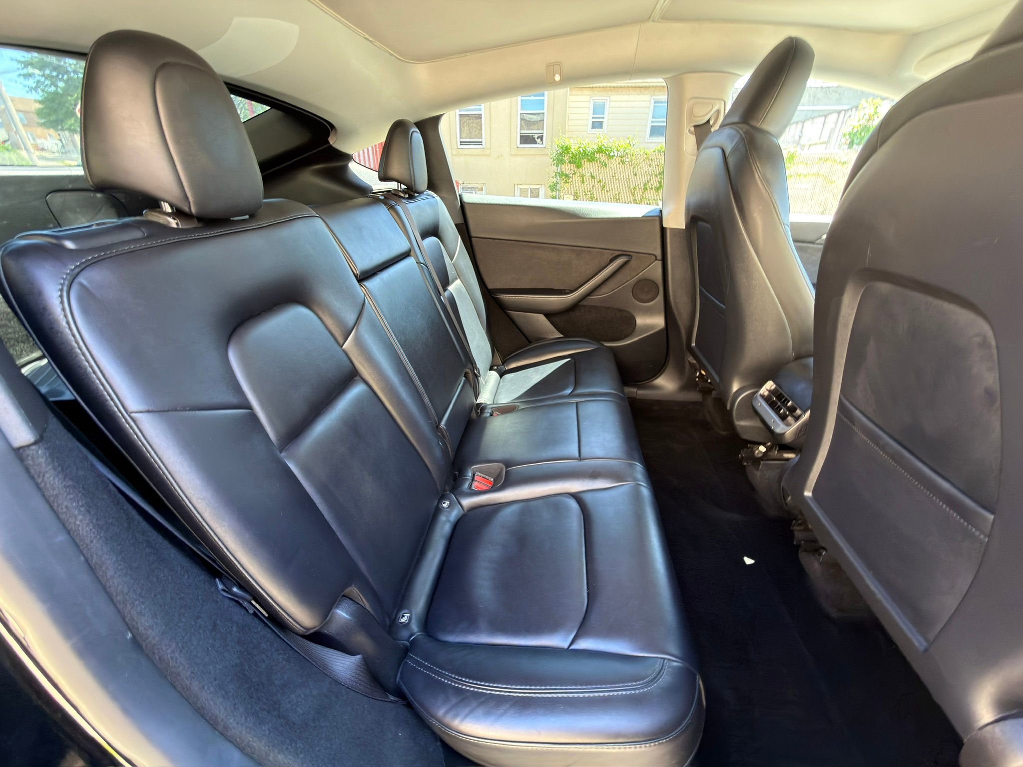 Used 2023 Tesla Model Y Performance AWD/4WD image 27