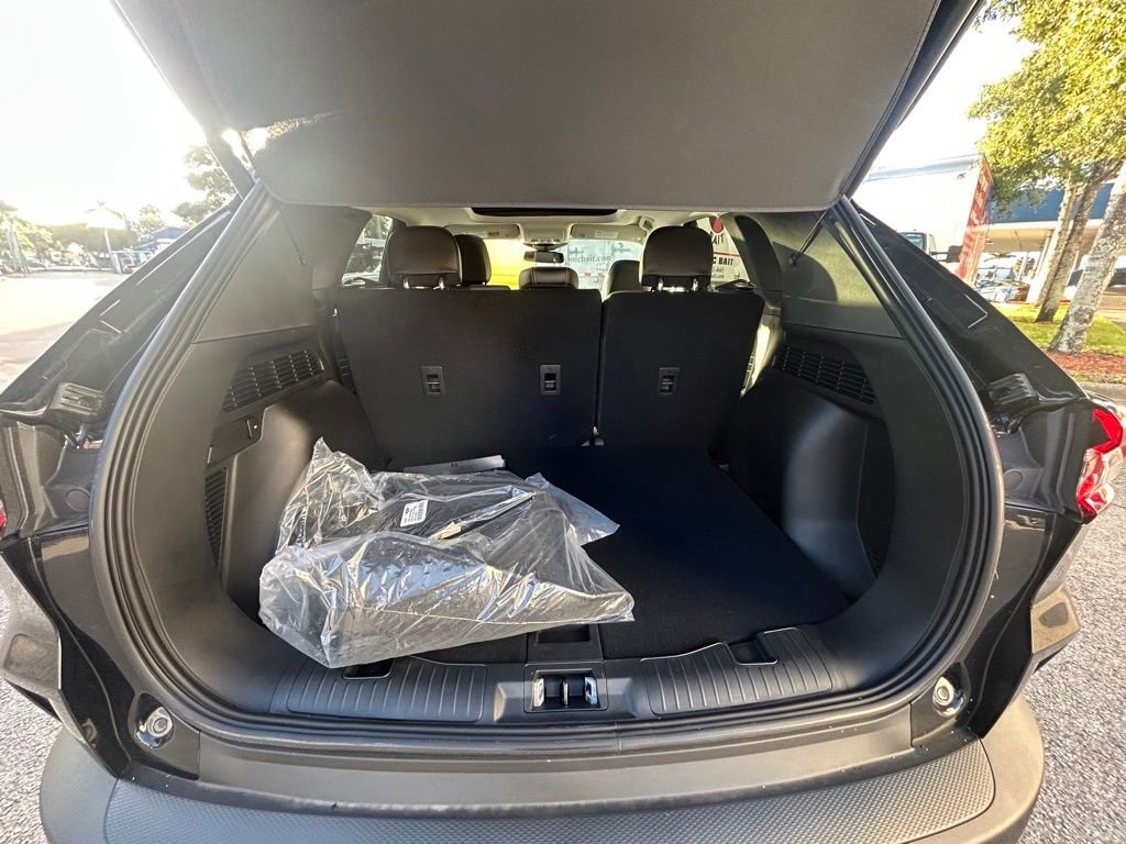 Certified 2024 Ford Escape SE w/ PHEV Premium Package image 34