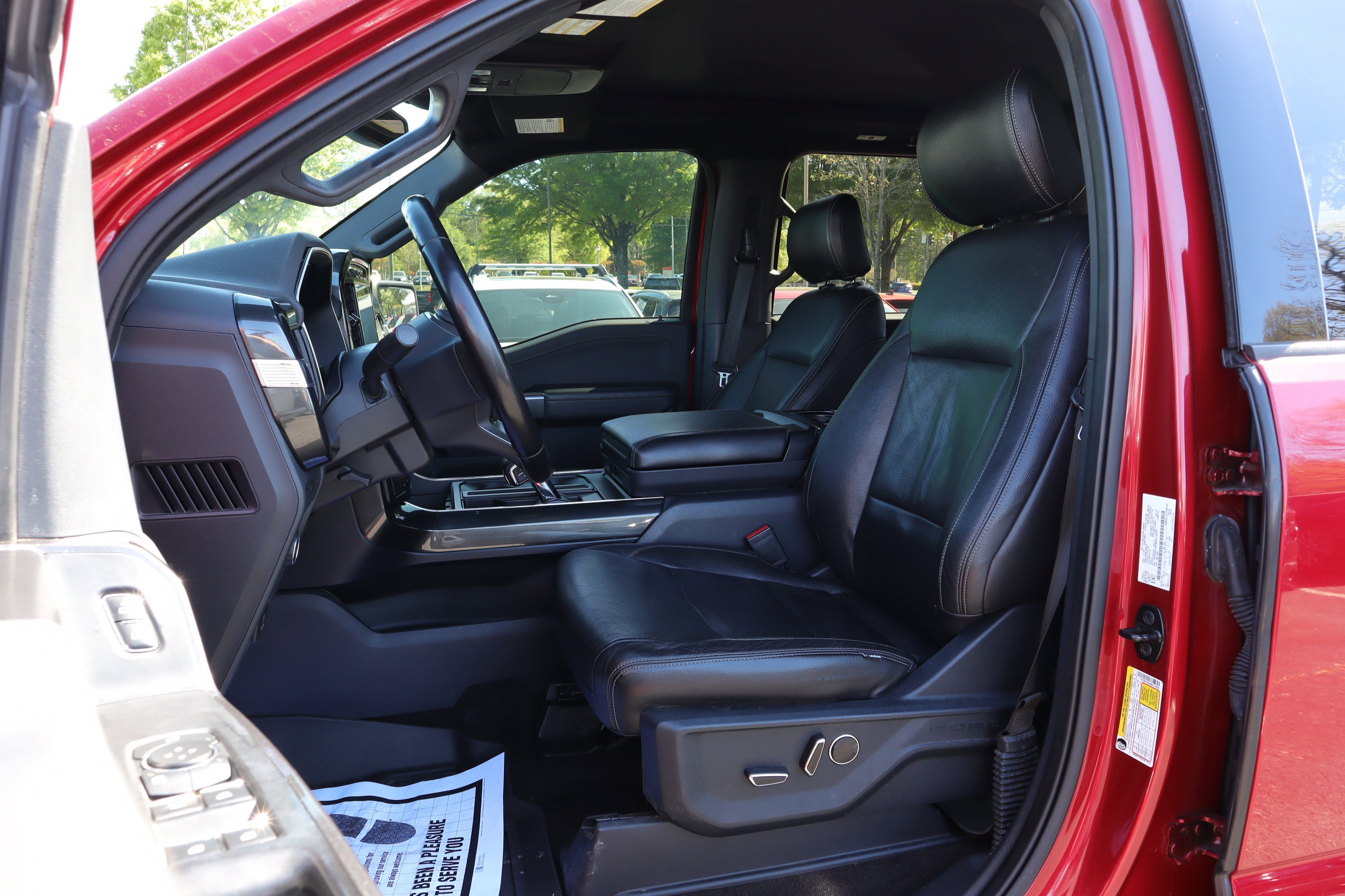 Used 2021 Ford F150 XLT w/ Equipment Group 302A High image 9