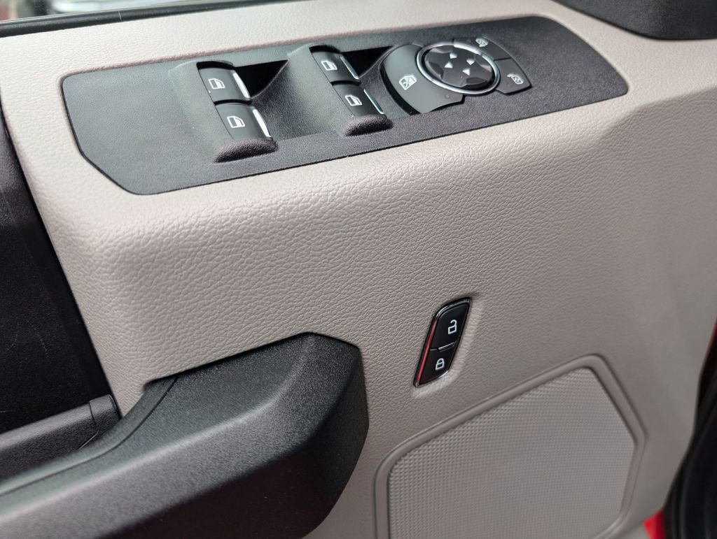 Used 2021 Ford F250 XL w/ Power Equipment Group image 23