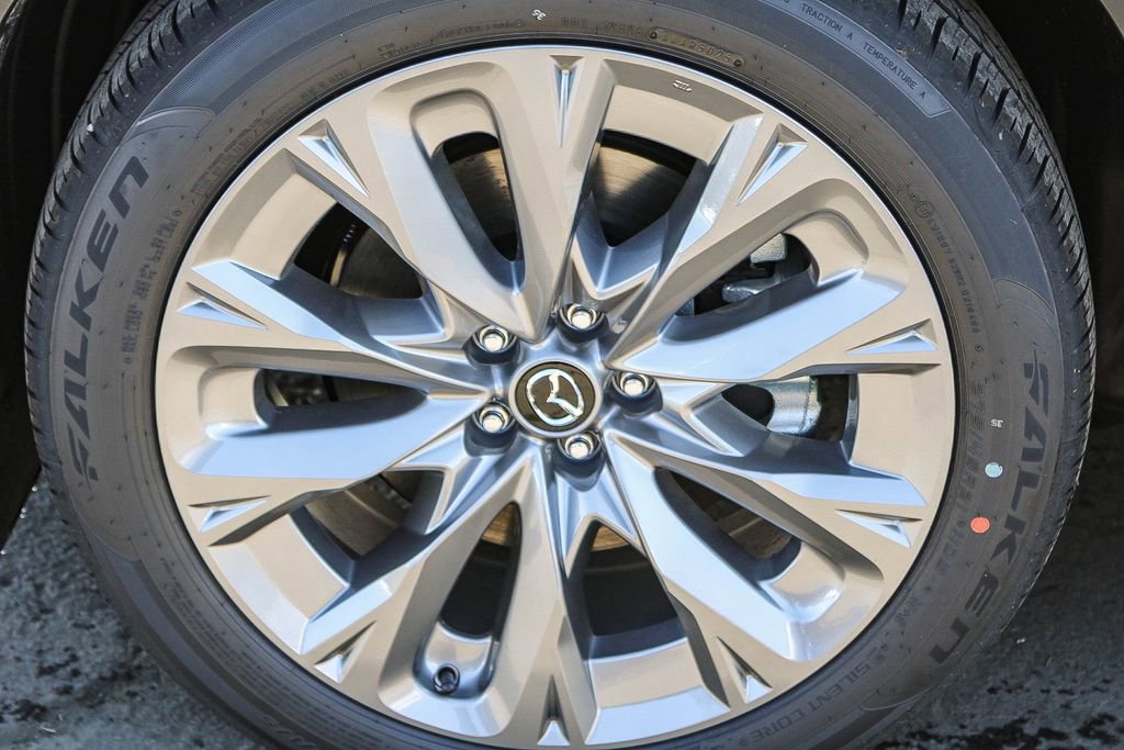 New 2026 MAZDA CX-90 Plug-In Hybrid w/ Preferred image 10