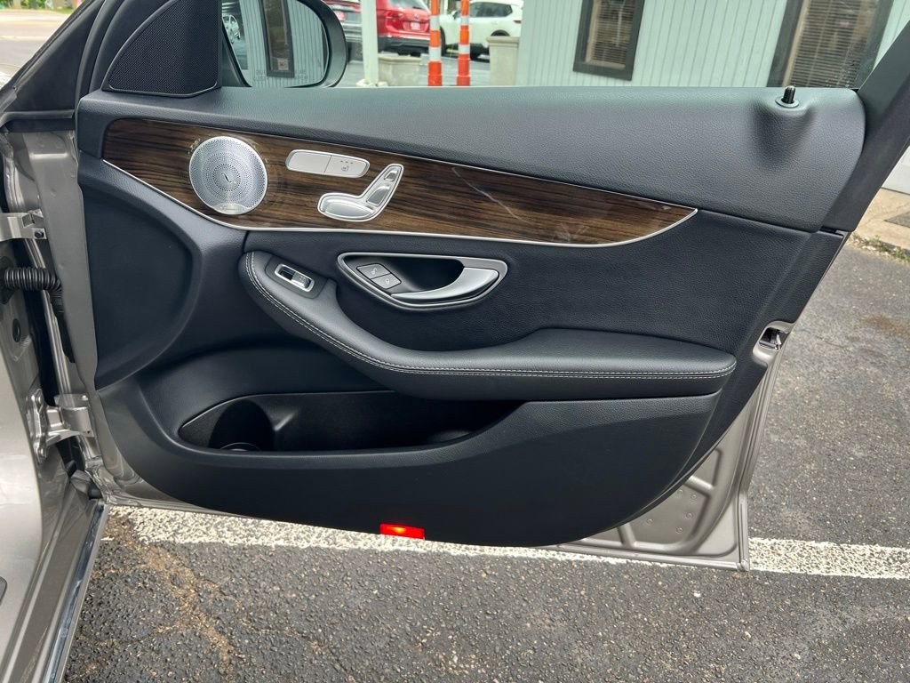 Used 2019 Mercedes-Benz C 300 4MATIC Sedan image 28