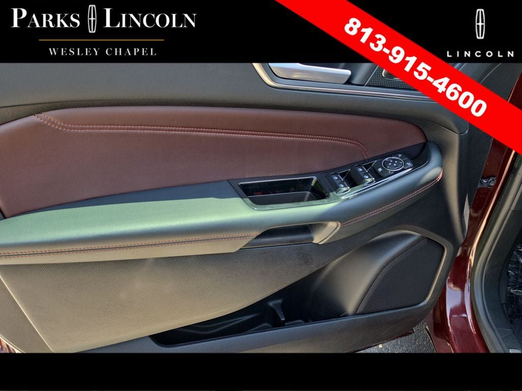 Used 2020 Ford Edge Titanium w/ Equipment Group 301A FWD image 16