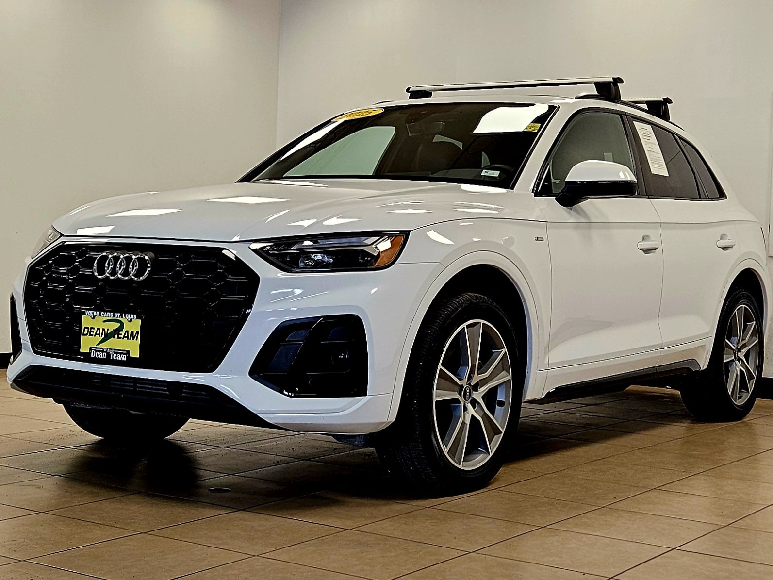 Used 2025 Audi Q5 2.0T Premium AWD/4WD image 2