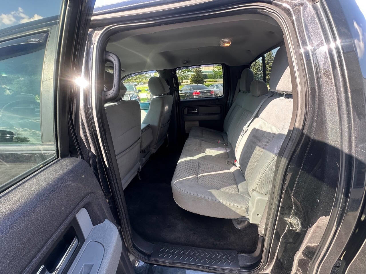 Used 2013 Ford F150 XLT w/ Luxury Equipment Group AWD/4WD image 8