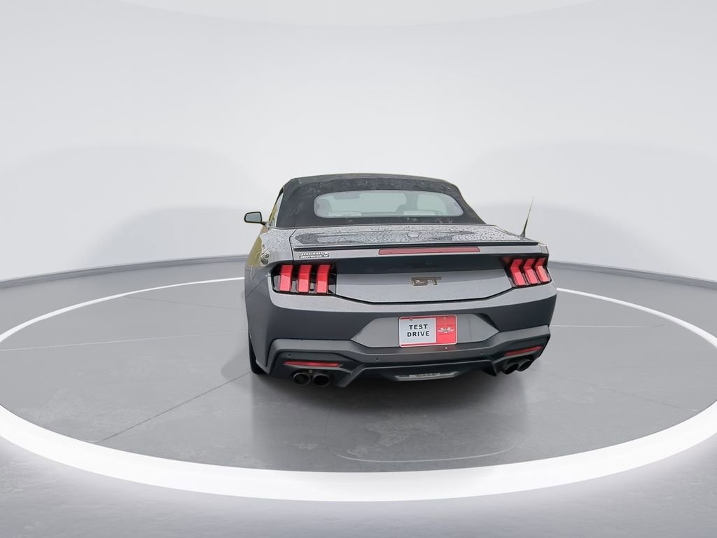 Used 2025 Ford Mustang GT Premium image 7