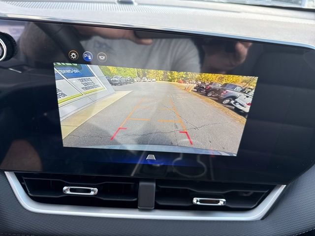 New 2026 Chevrolet Equinox LT w/ Convenience Package II image 17