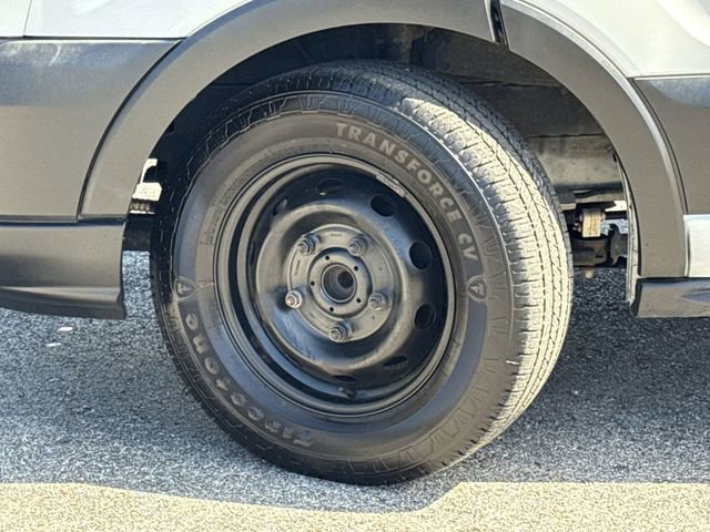 Used 2018 Ford Transit 150 XLT image 43