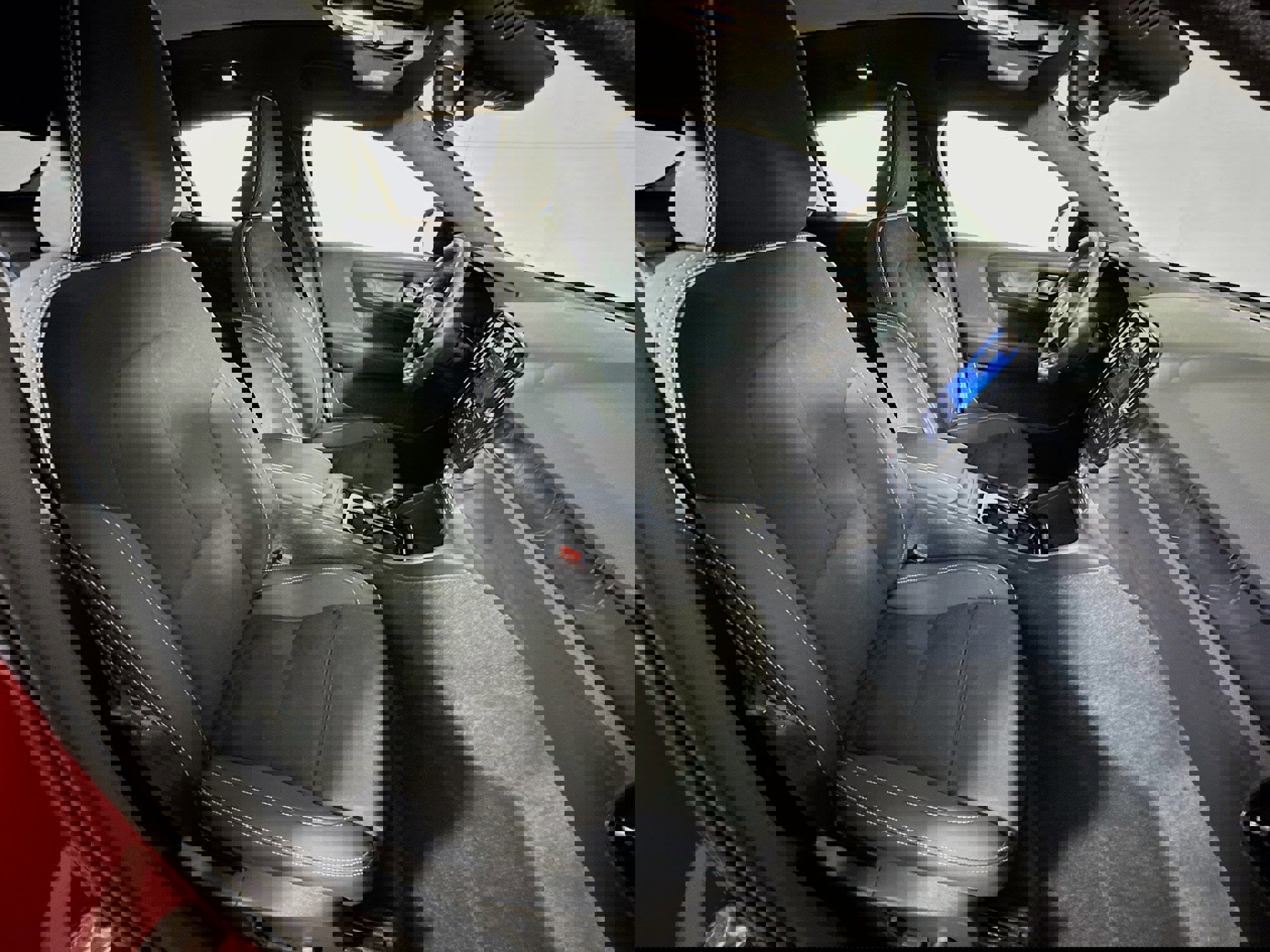 Used 2023 Volvo C40 P8 Recharge Plus AWD/4WD image 27