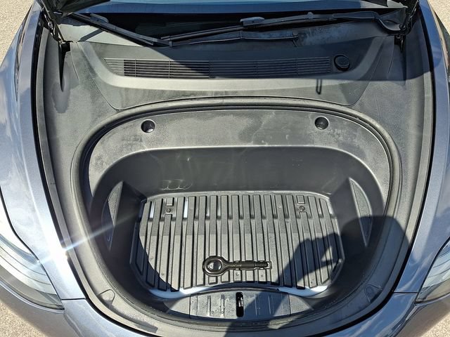 Used 2023 Tesla Model 3 Standard Range RWD image 31