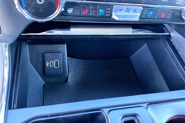 Used 2025 Ford F150 Lariat w/ FX4 Off-Road Package image 21