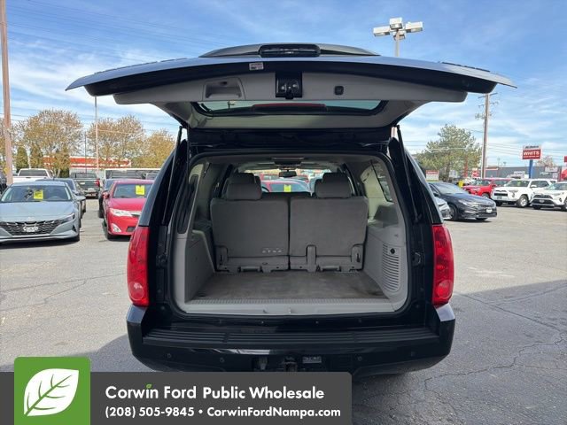 Used 2013 GMC Yukon XL SLT w/ SLT-2 Equipment Package image 31