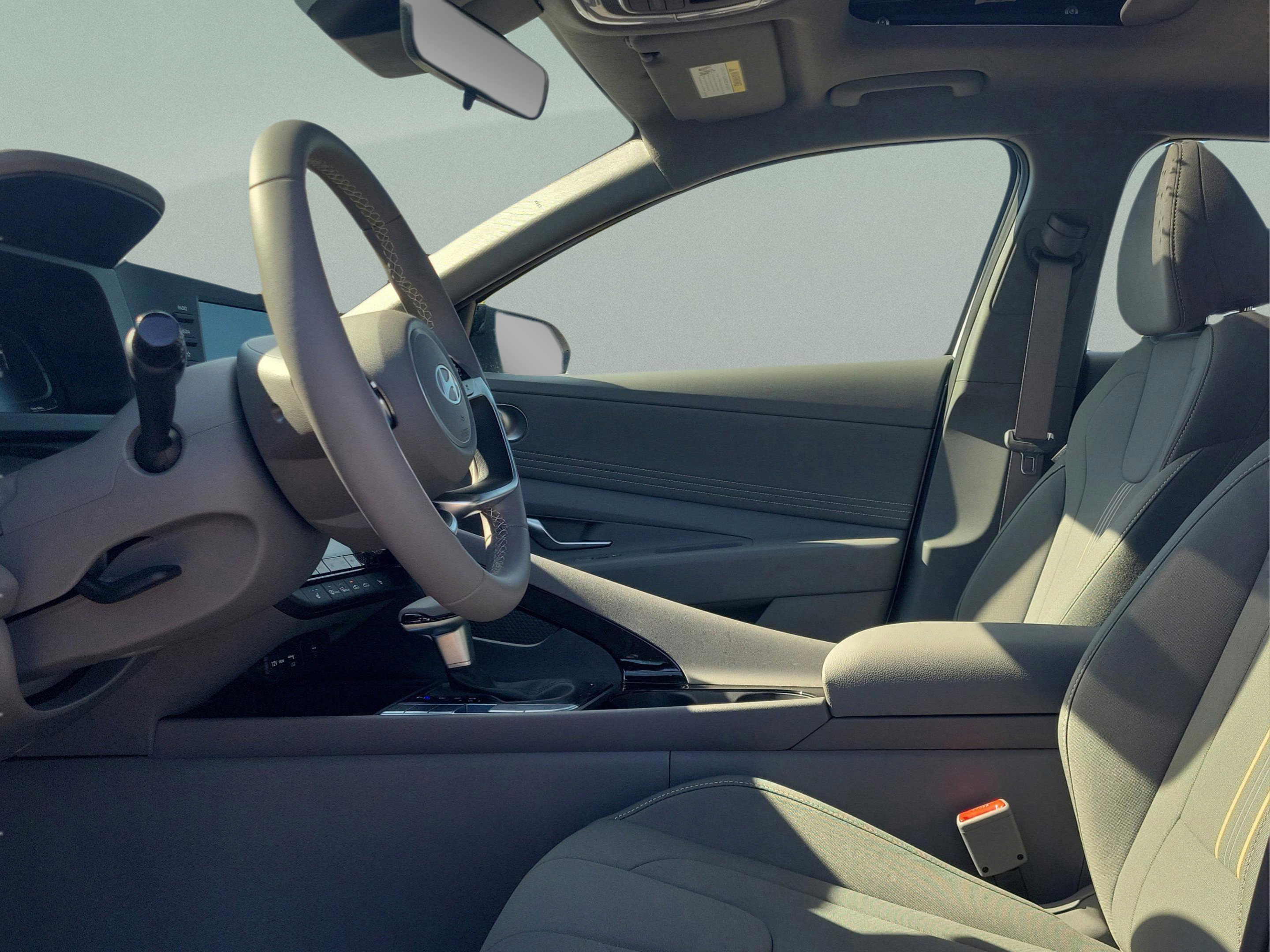 New 2026 Hyundai Elantra SEL Sport Premium FWD image 26