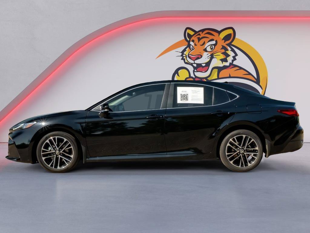 Used 2026 Toyota Camry XLE FWD image 9