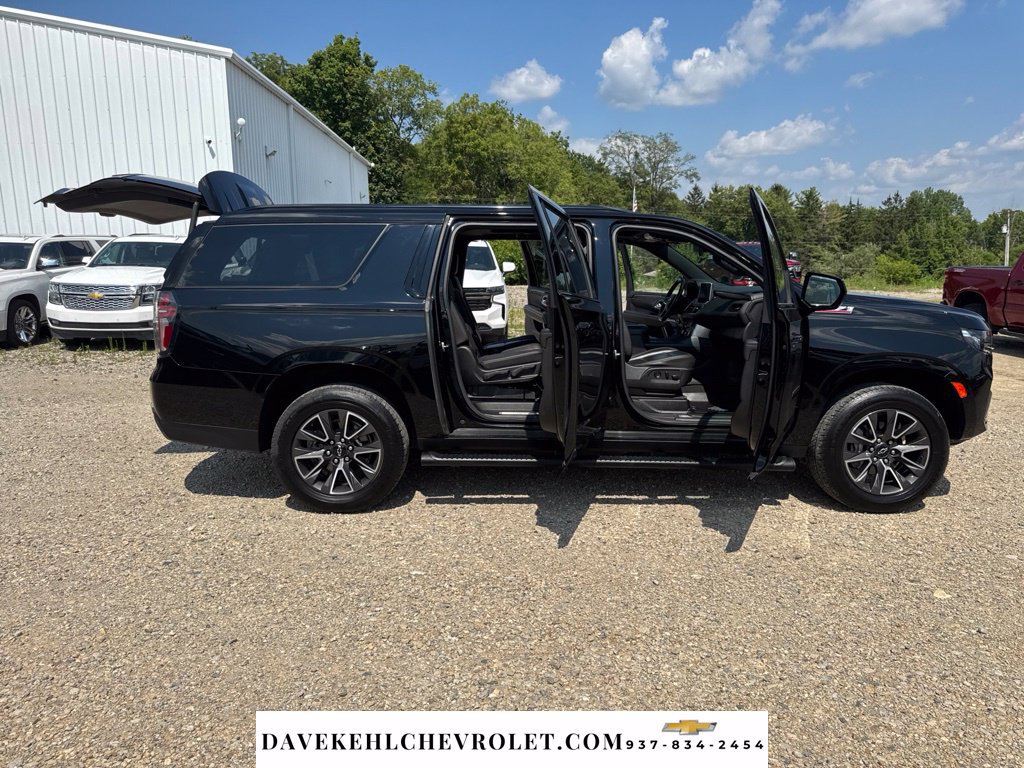 Used 2021 Chevrolet Suburban Z71 w/ Rear Media and Nav Package AWD/4WD image 15