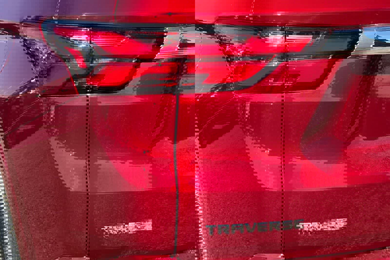 Used 2023 Chevrolet Traverse High Country image 34