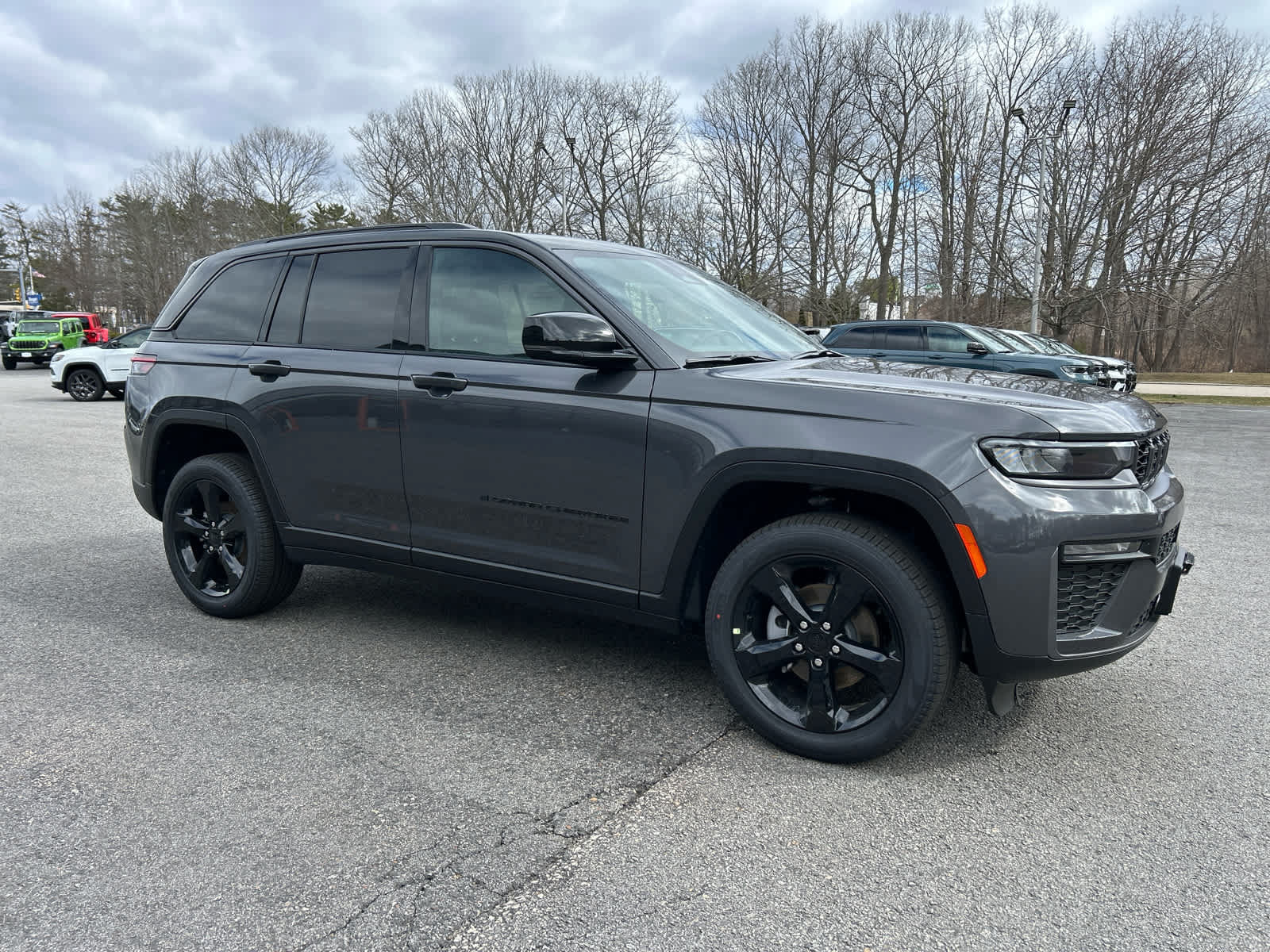 Used 2026 Jeep Grand Cherokee Limited w/ Limited Altitude Package AWD/4WD image 2