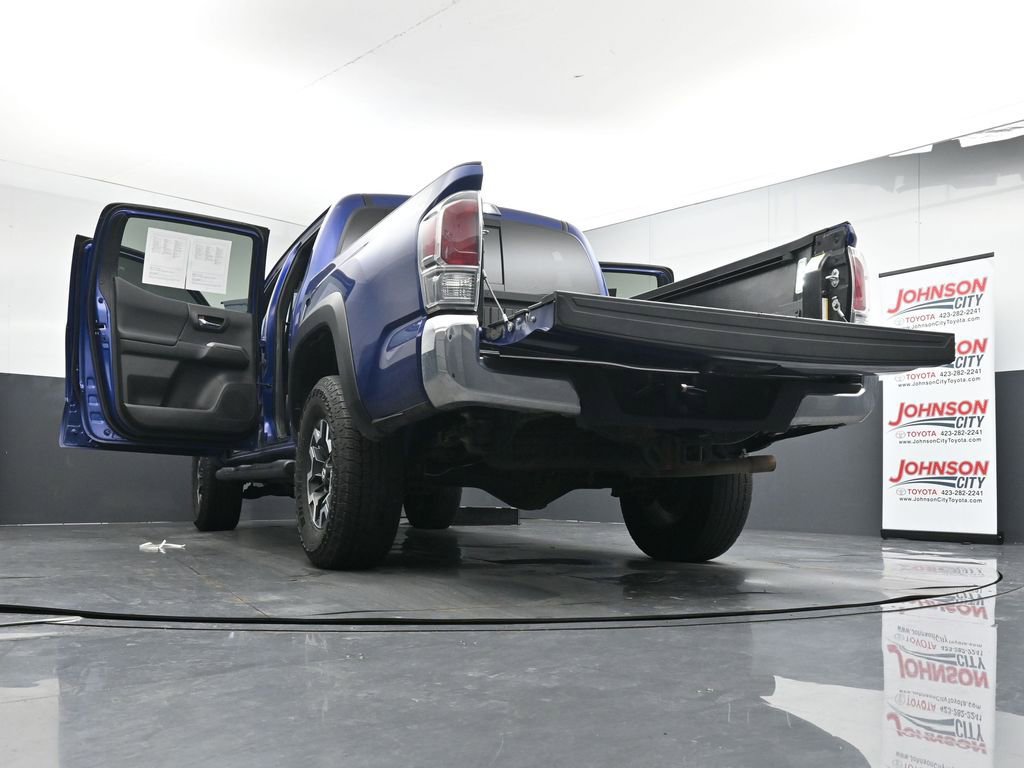 Used 2023 Toyota Tacoma TRD Off-Road image 30