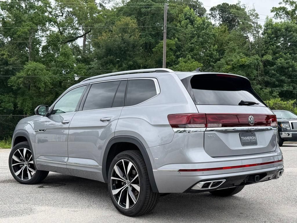 Used 2024 Volkswagen Atlas SEL Premium R-Line AWD/4WD image 6