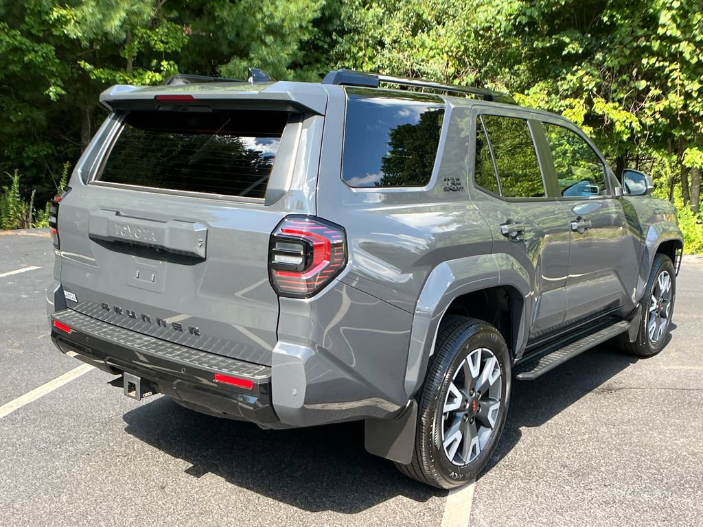 Used 2025 Toyota 4Runner TRD Sport AWD/4WD image 5