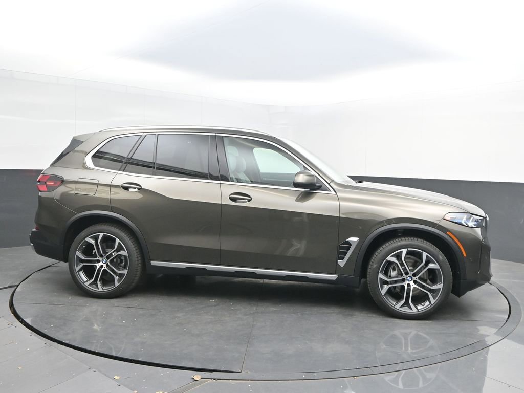 New 2026 BMW X5 sDrive40i RWD image 8