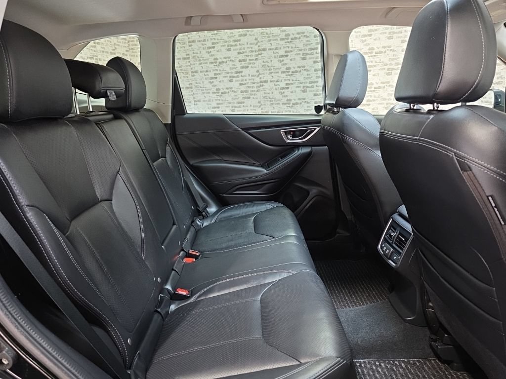 Used 2021 Subaru Forester Touring AWD/4WD image 10