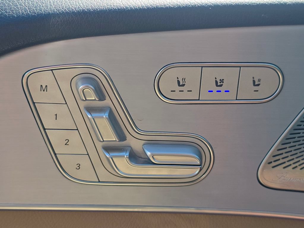 Used 2024 Mercedes-Benz GLS 450 4MATIC image 6