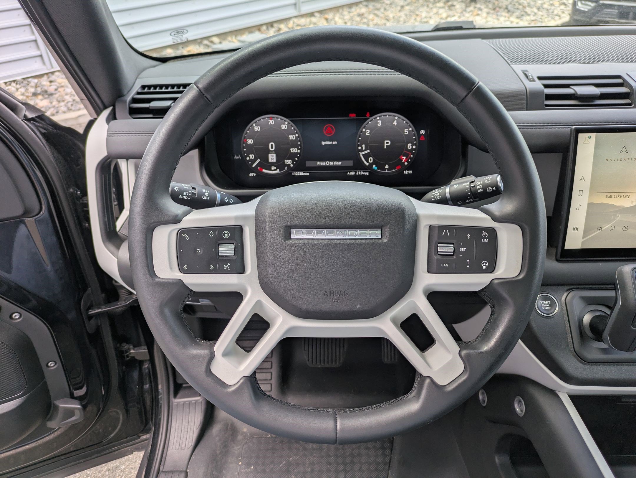 Certified 2025 Land Rover Defender 110 S AWD/4WD image 18