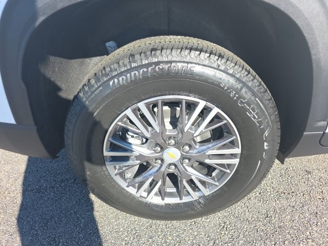 New 2026 Chevrolet Traverse LT image 8