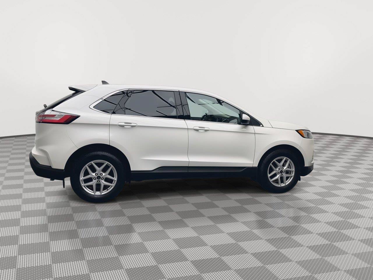Used 2024 Ford Edge SEL w/ Convenience Package AWD/4WD image 40
