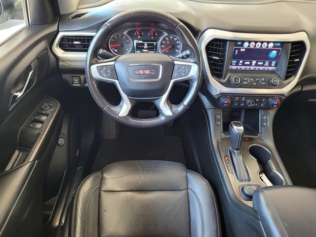 Used 2018 GMC Acadia SLT AWD/4WD image 16