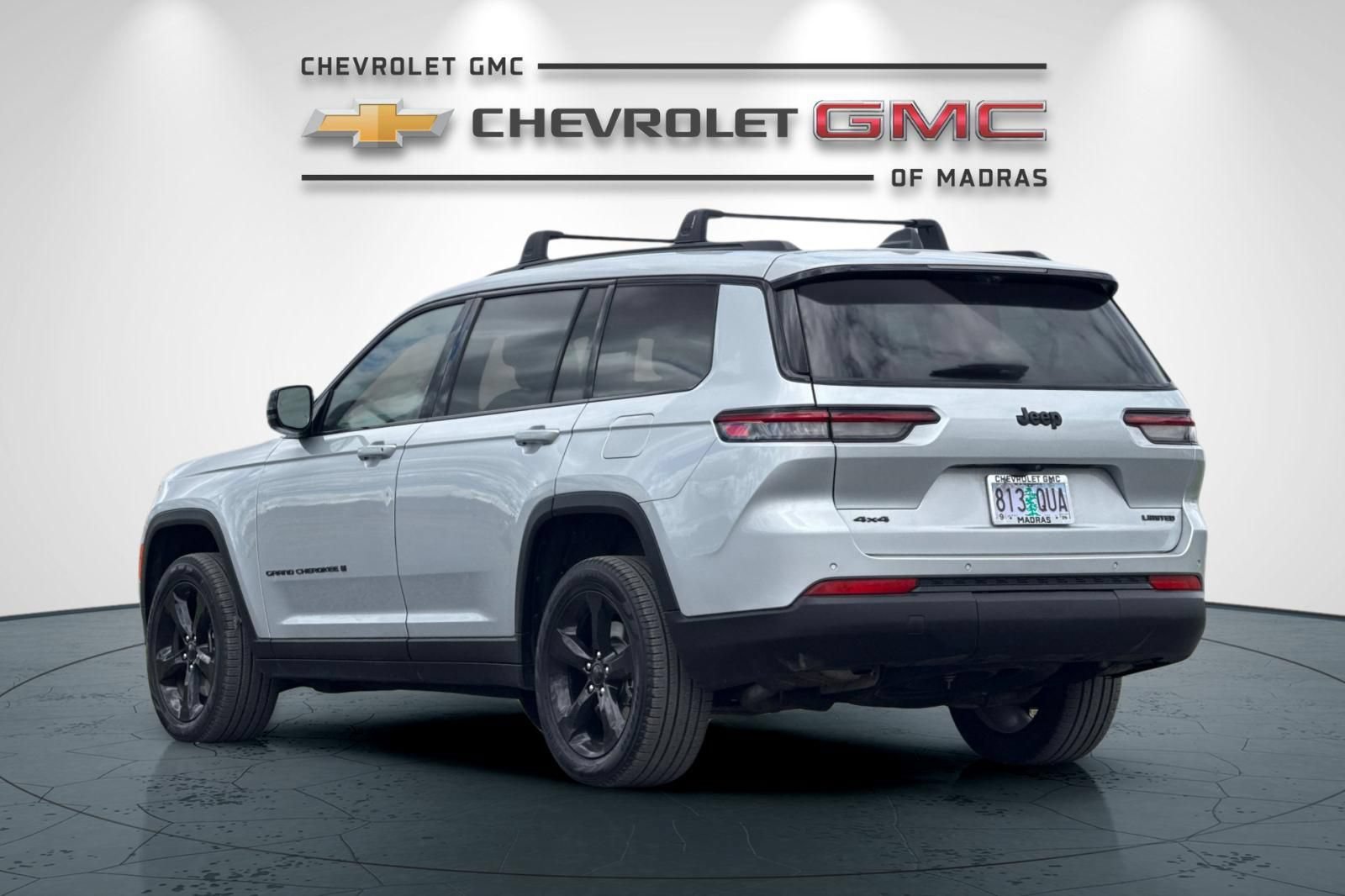 Used 2025 Jeep Grand Cherokee L Limited w/ Luxury Tech Group II AWD/4WD image 5