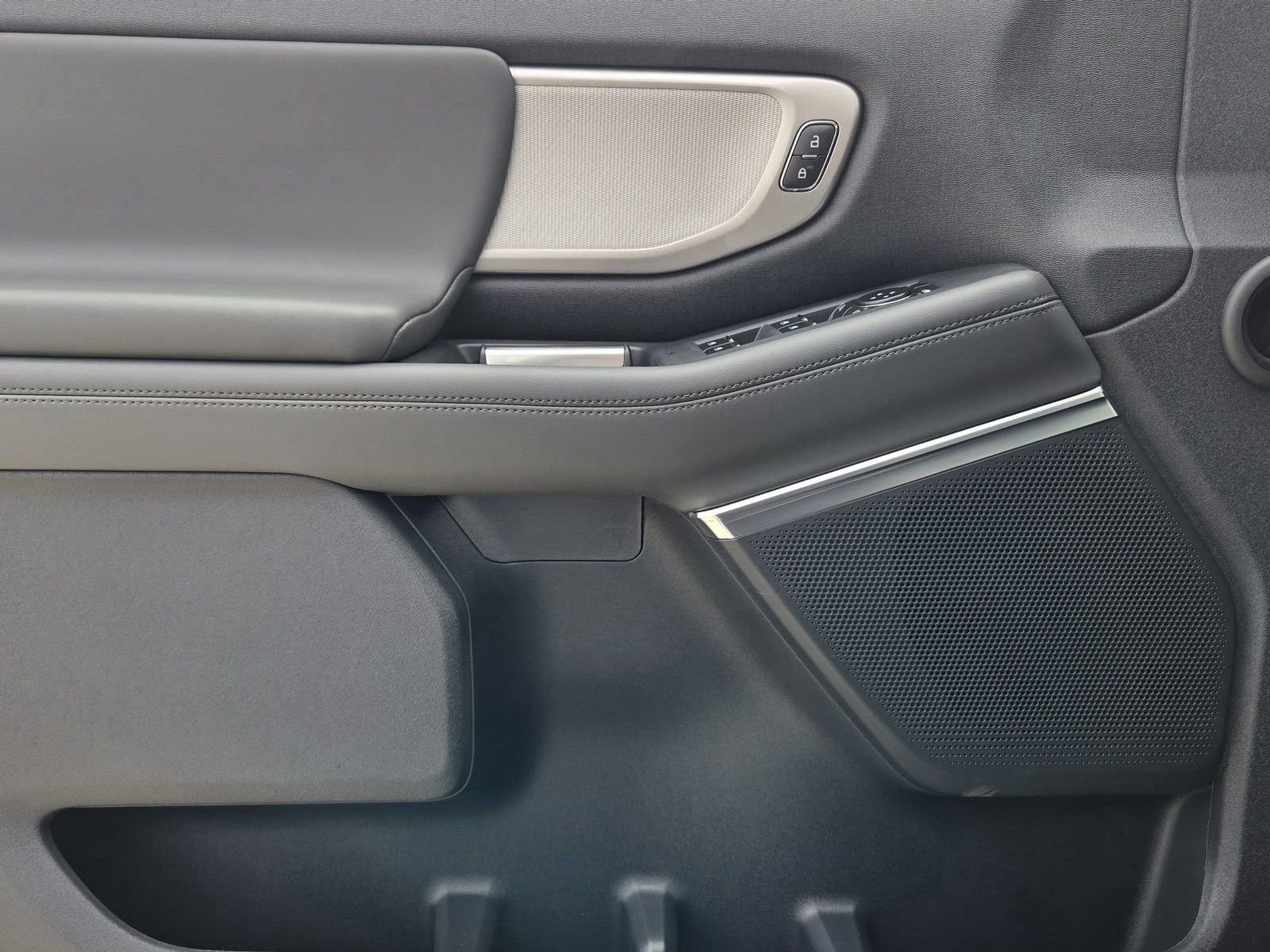 New 2026 Ford Expedition Active RWD image 25