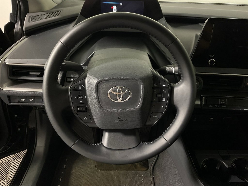 Used 2025 Toyota Prius LE image 23