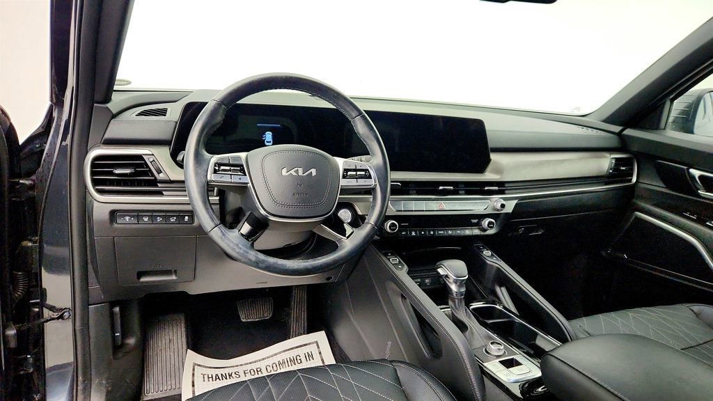 Used 2023 Kia Telluride EX X-Line image 11